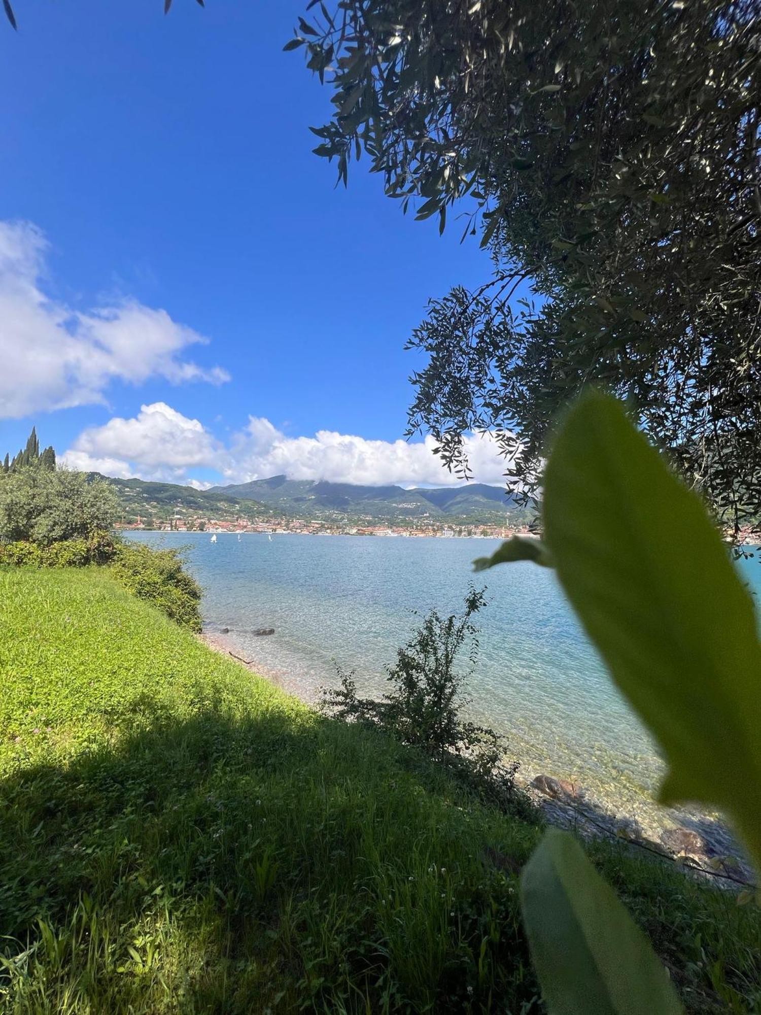 La Finestra Sul Garda Dreaming Holidays San Felice del Benaco Exteriör bild